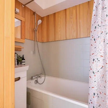 Direct Access To Gondola, Downtown, South-facing Apartamento